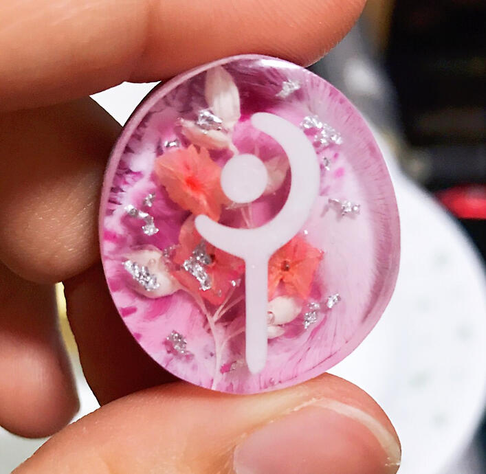 Secret Santa Exchange (blood lily theme)