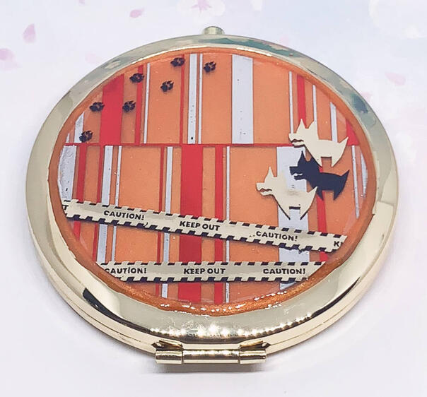 Pocket Mirror - Mysta Rias theme