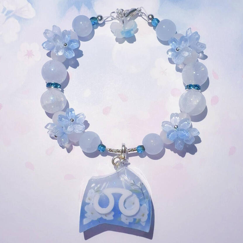 wol / OC theme bracelet + resin job stone (convertible)